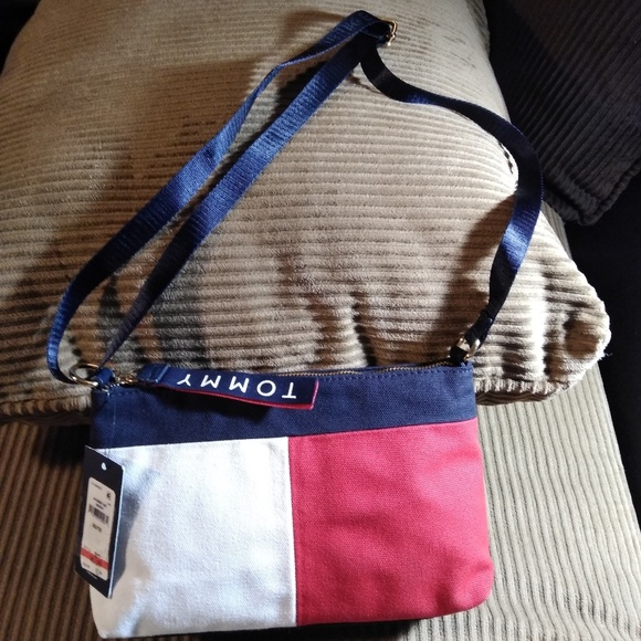 tommy hilfiger xbody purse